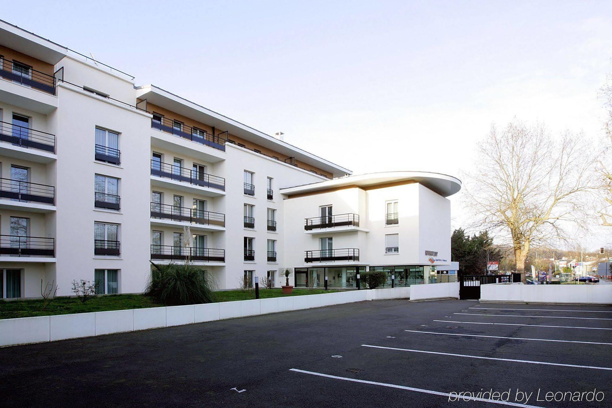 Comfort Suites Le-Port-Marly Paris Ouest Le Port-Marly Exteriér fotografie