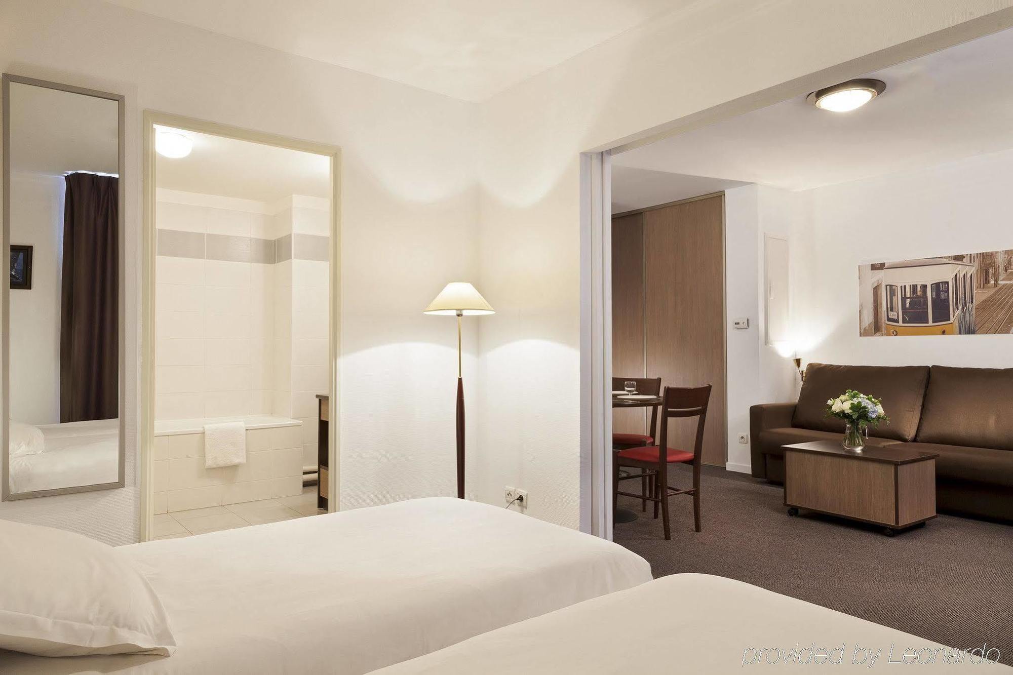 Comfort Suites Le-Port-Marly Paris Ouest Le Port-Marly Exteriér fotografie