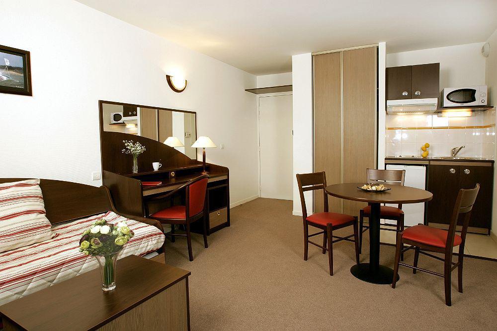 Comfort Suites Le-Port-Marly Paris Ouest Le Port-Marly Exteriér fotografie