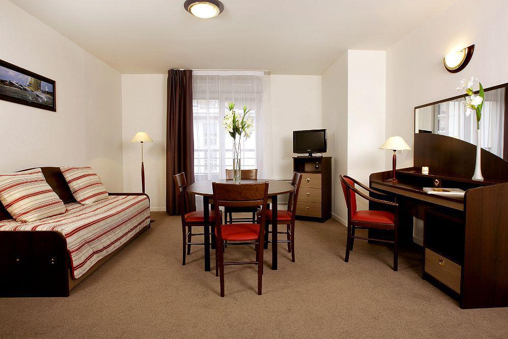 Comfort Suites Le-Port-Marly Paris Ouest Le Port-Marly Exteriér fotografie