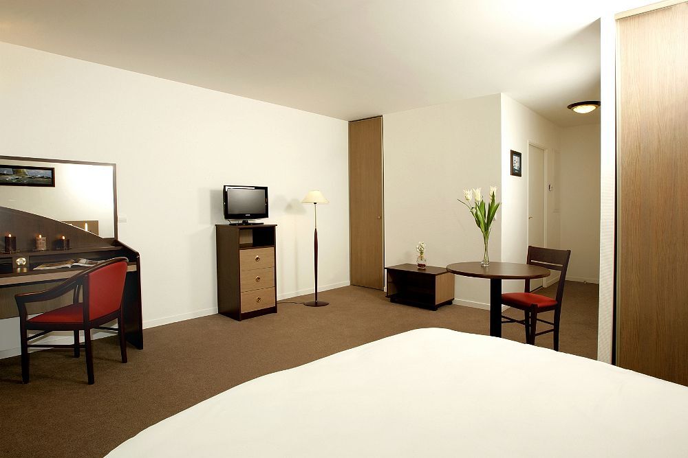 Comfort Suites Le-Port-Marly Paris Ouest Le Port-Marly Exteriér fotografie